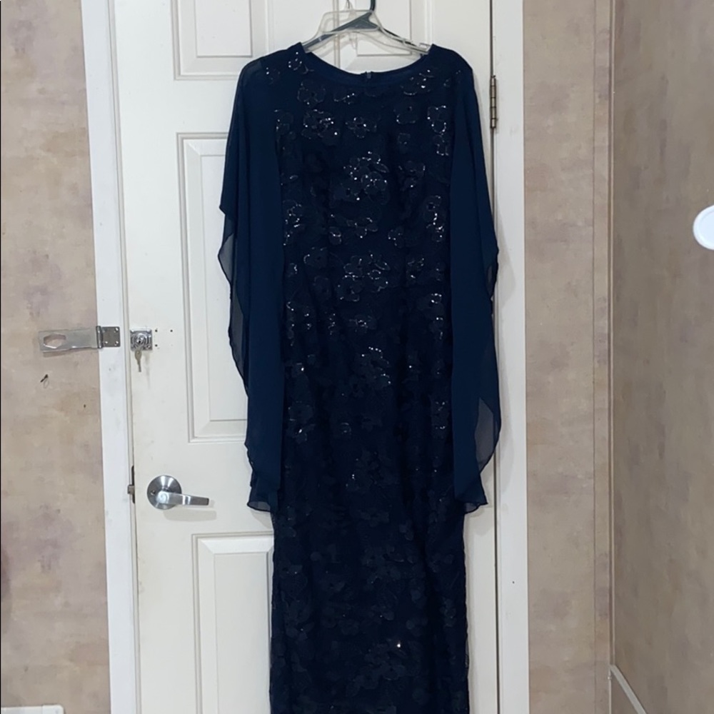 Beautiful mother of the grooms dress